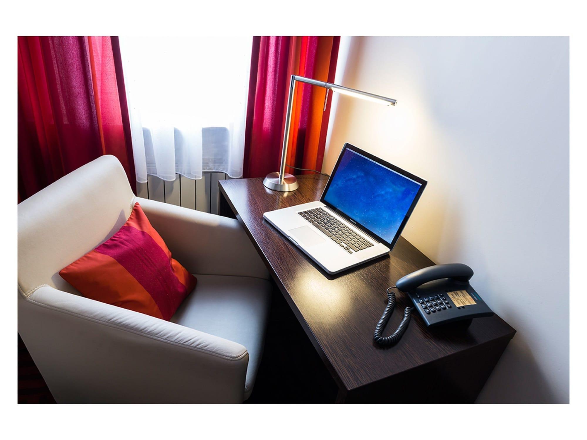 Koenigshof Hauptbahnhof Superior Hotel