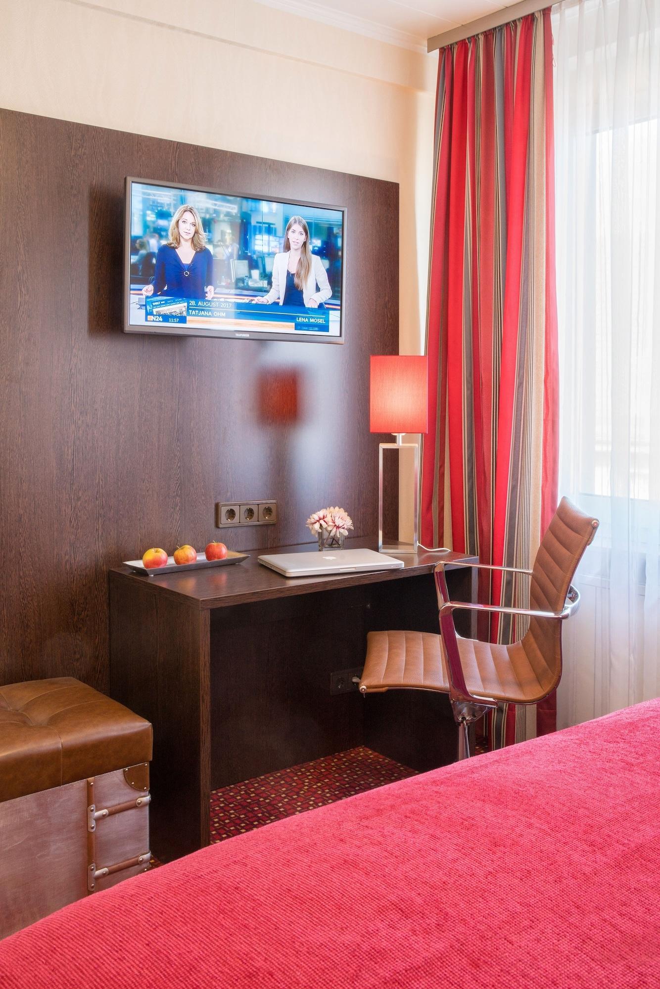 Hotel Koenigshof Hauptbahnhof Superior 3*