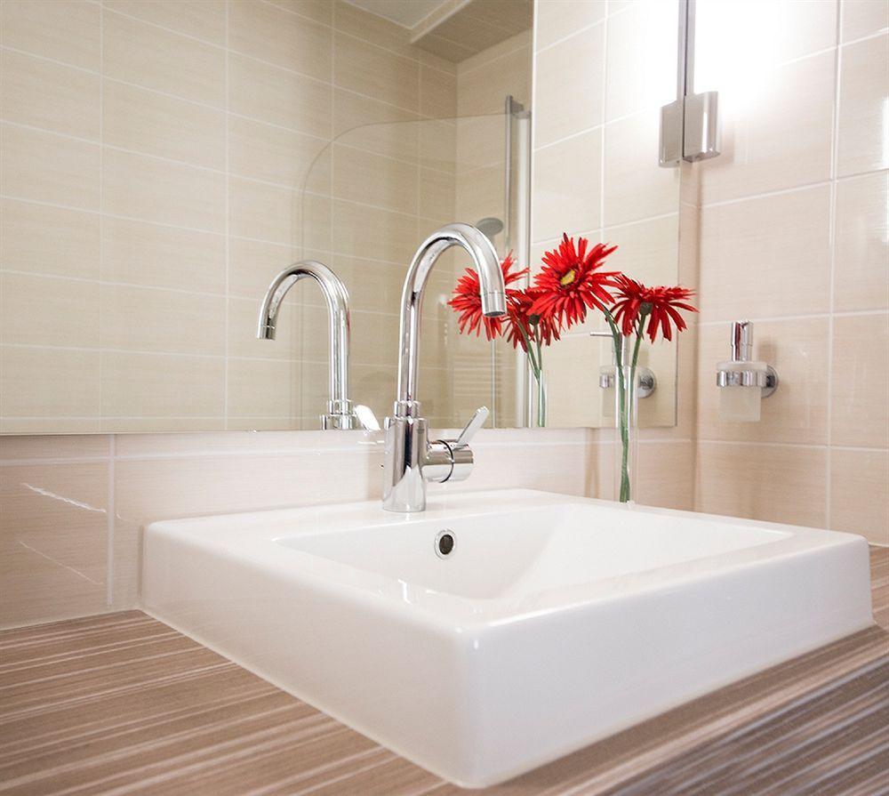 Koenigshof Hauptbahnhof Superior Hotel 3*